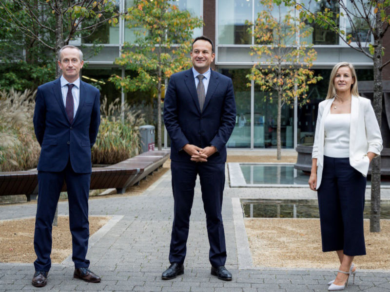 From Left to Right: Mr Leo Clancy (Enterprise Ireland), Dr Leo Varadkar (An Tánaiste) and Dr Anne Marie Henihan (DPTC Centre Director)